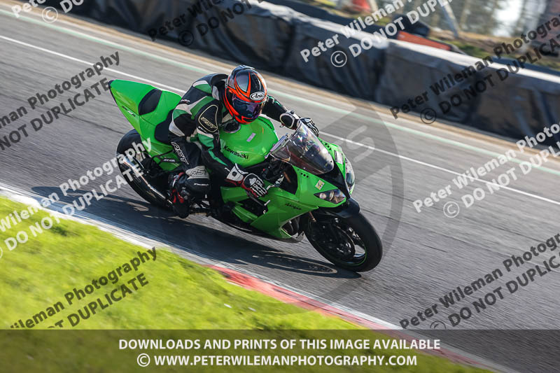 brands hatch photographs;brands no limits trackday;cadwell trackday photographs;enduro digital images;event digital images;eventdigitalimages;no limits trackdays;peter wileman photography;racing digital images;trackday digital images;trackday photos